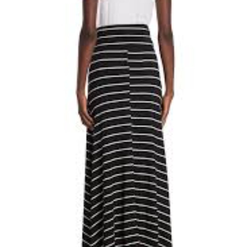 Bobeau Side Slit Knit Maxi Skirt - Picture 2 of 6